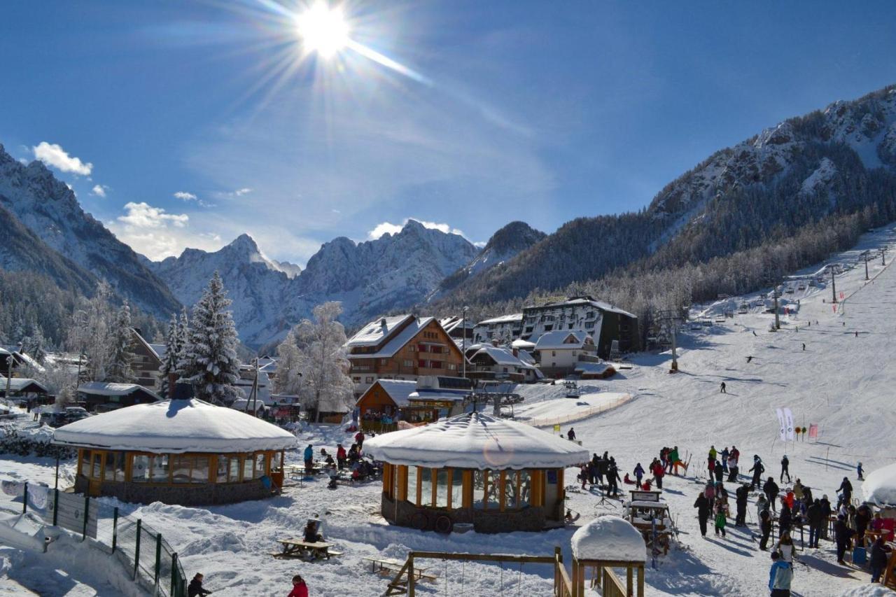 Sport & Sunny Cosy Alpine Retreat Leilighet Kranjska Gora Eksteriør bilde